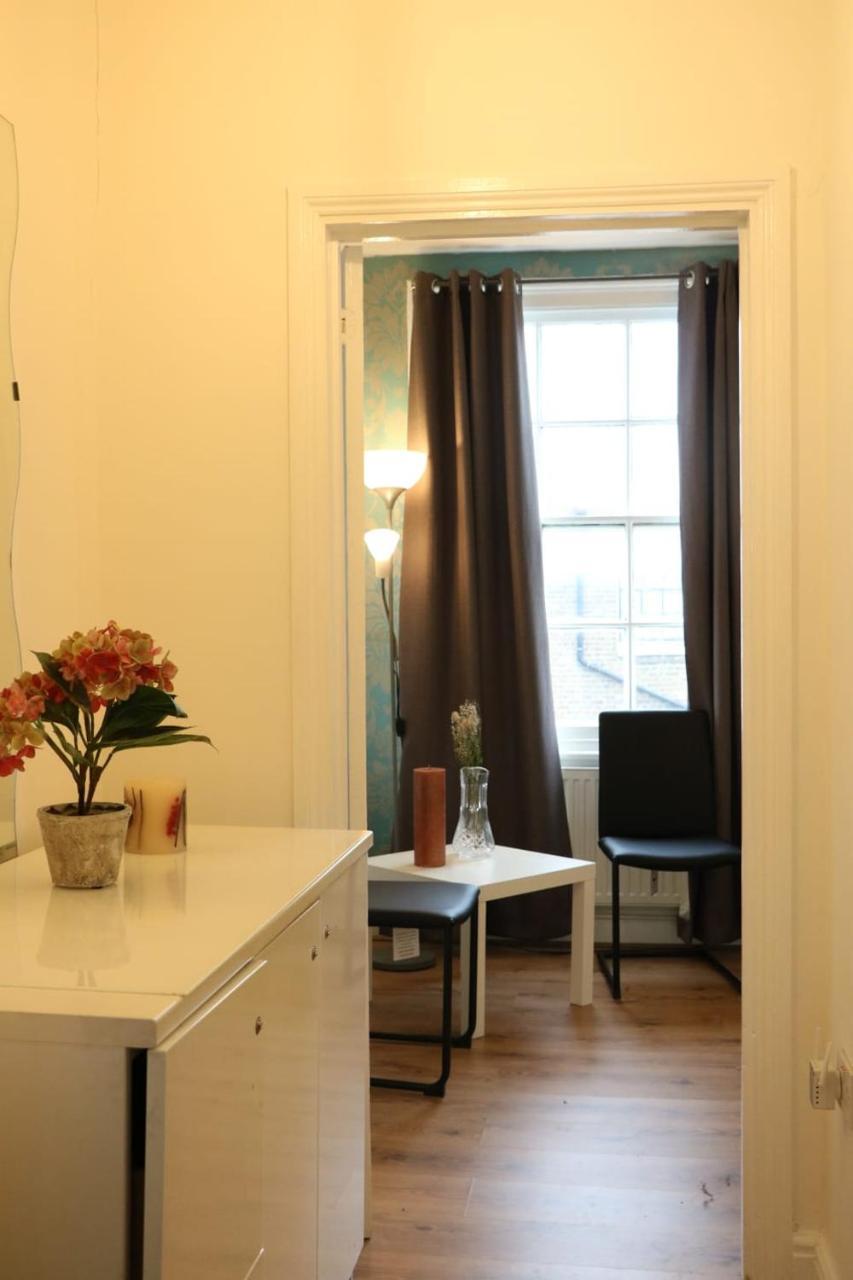 Victoria Style Flat Near Victoria Station Londres Exterior foto